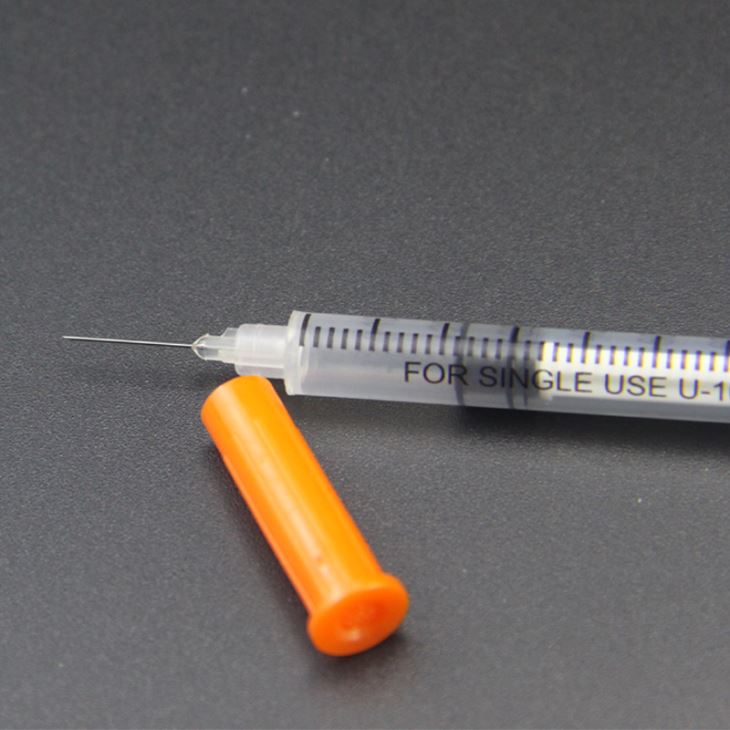 U100 Syringe